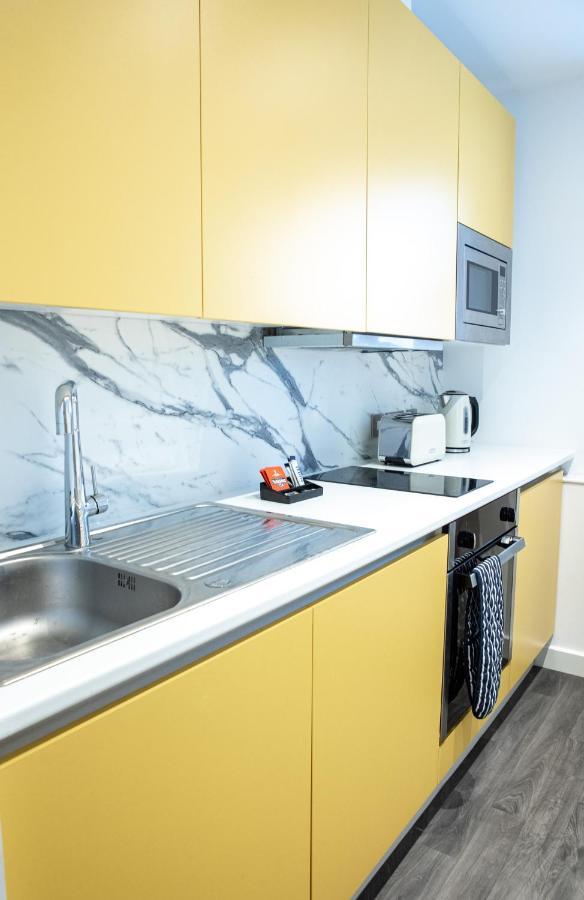 Bells Court Studios - Sheffield City Centre, Opulent Living Serviced Accommodation מראה חיצוני תמונה